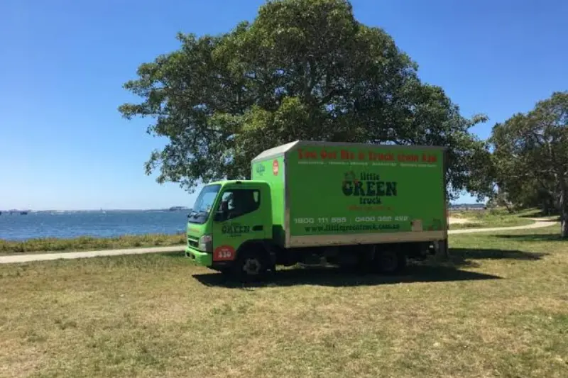 what is little green truck